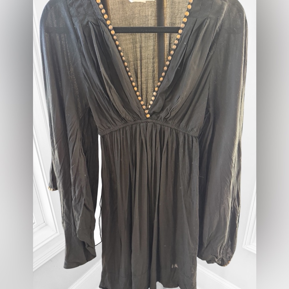 Bali Queen - Elegant Black Mini Dress